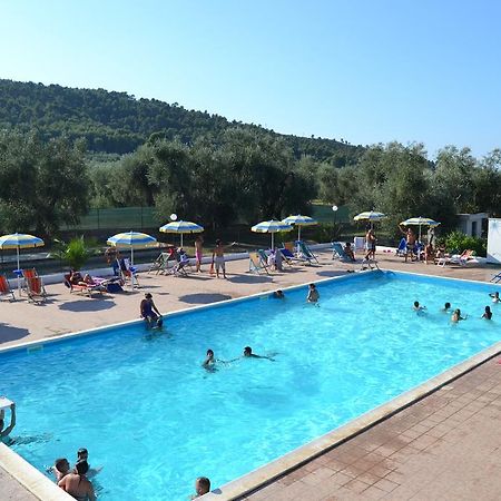 Hotel Funno Delle Noci Peschici Exterior foto