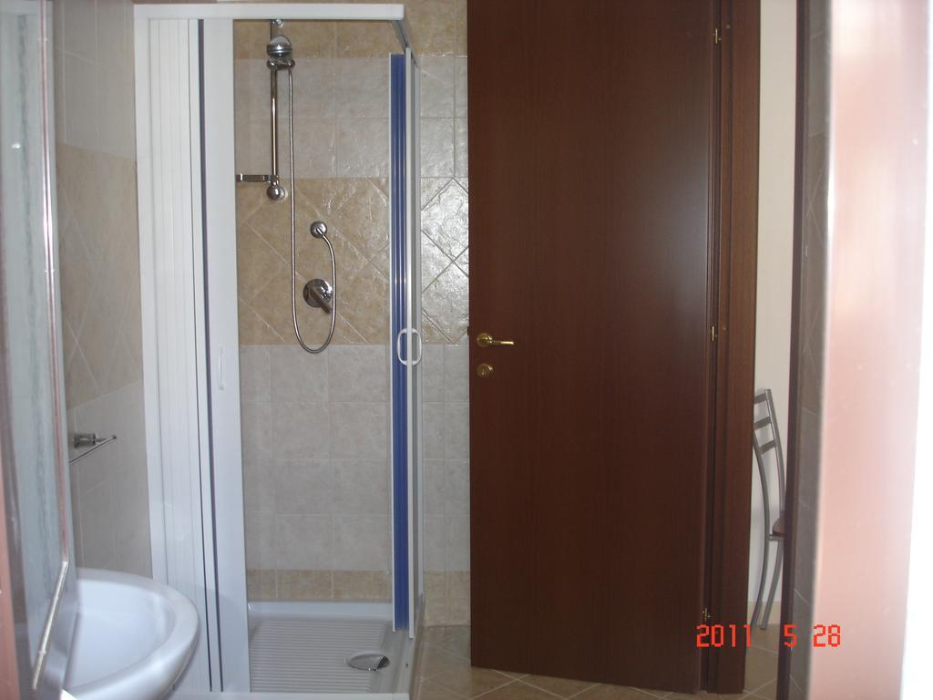 Hotel Funno Delle Noci Peschici Habitación foto